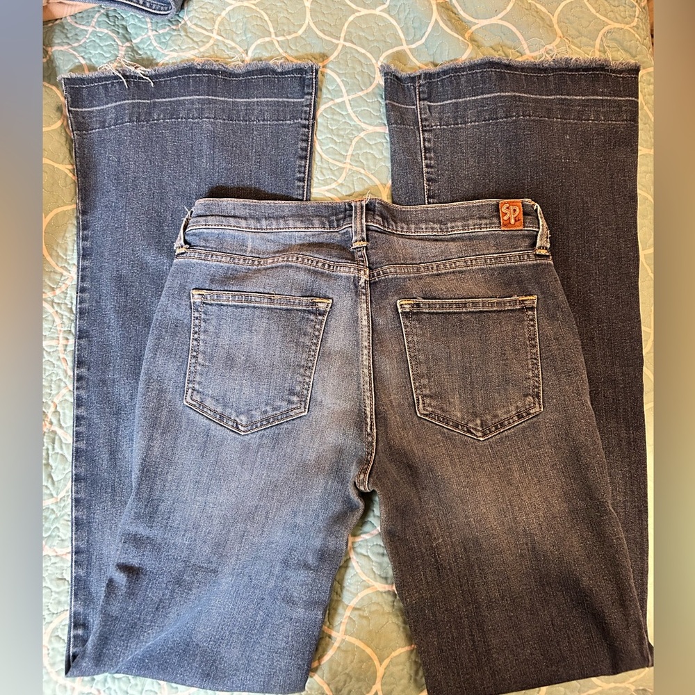Sneak Peak Flare jeans sz 7 long